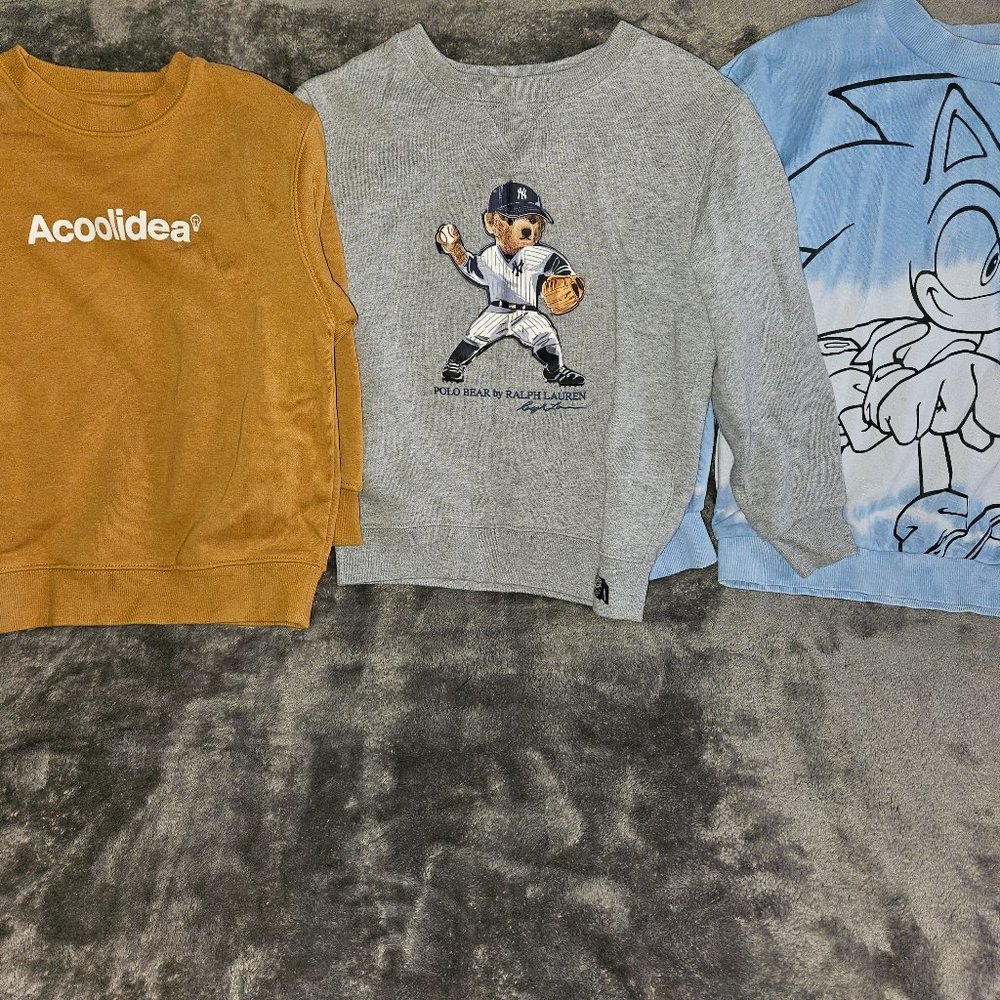 Boys Crew Neck Sweaters size 6
